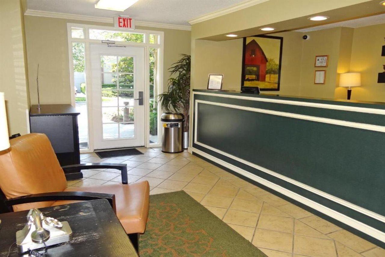 Extended Stay America Select Suites - Durham - University - Ivy Creek Blvd Eksteriør bilde