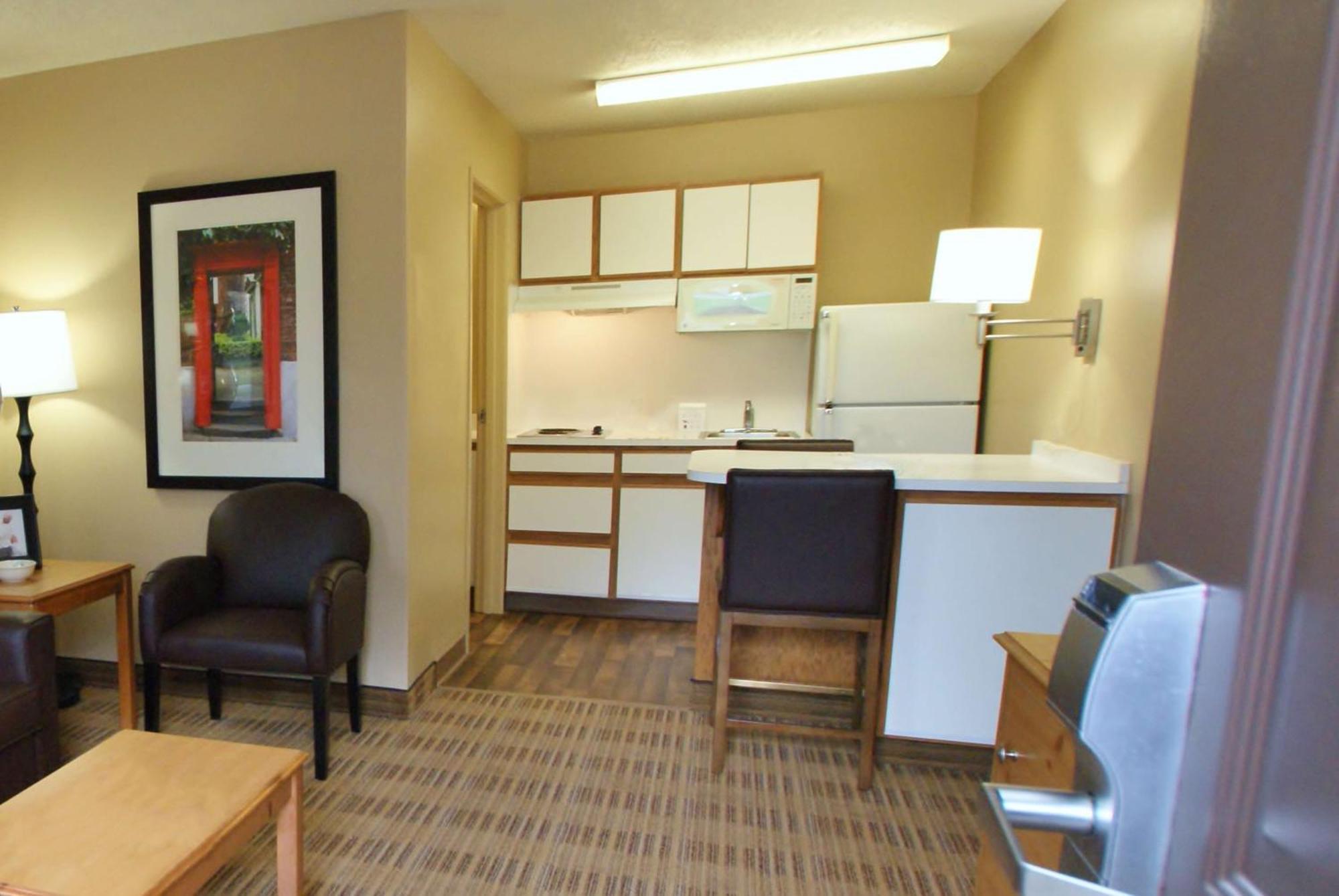 Extended Stay America Select Suites - Durham - University - Ivy Creek Blvd Eksteriør bilde